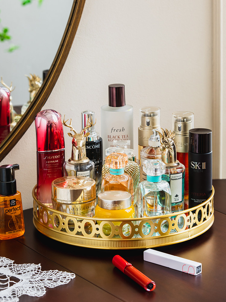High Luxury Skincare - Bandeja de Luxo Leve em Latão