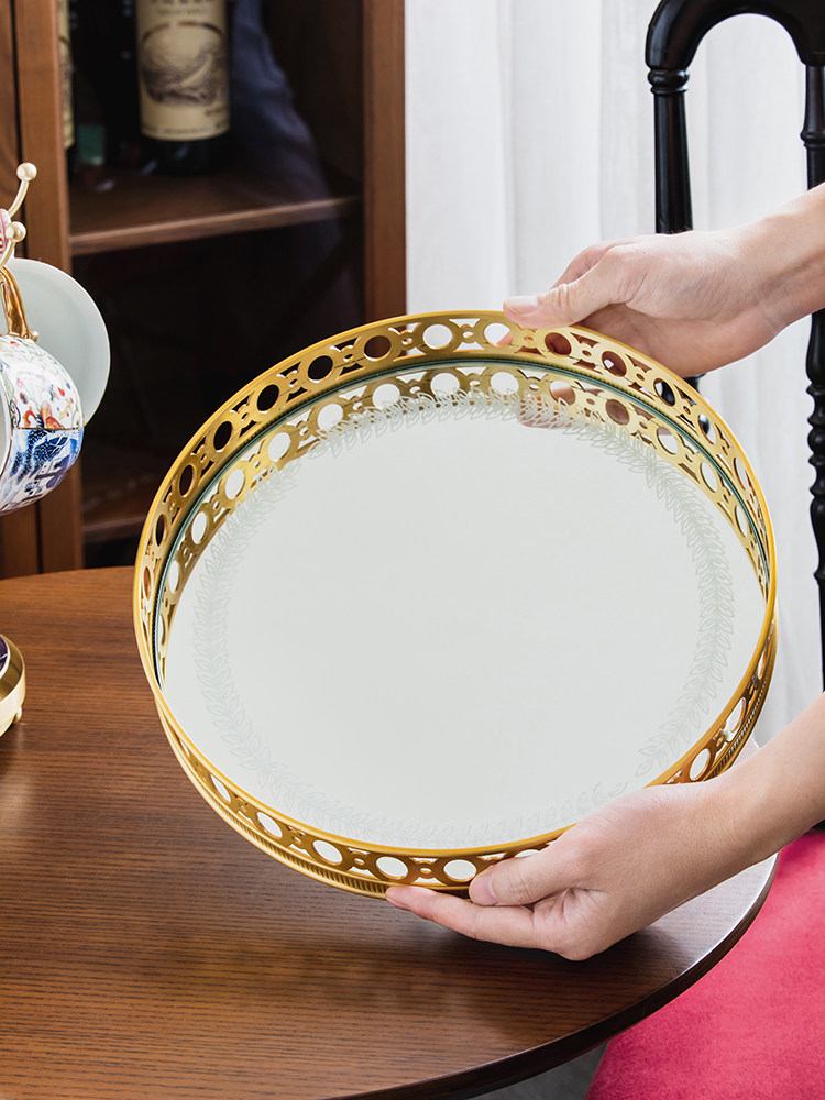 Bandeja de Luxo Leve em Latão  - High Luxury Skincare avaliação e preço