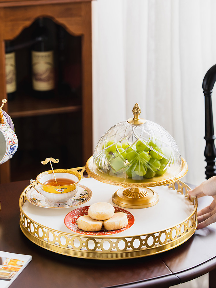 Bandeja de Luxo Leve em Latão  - High Luxury Skincare avaliação e preço